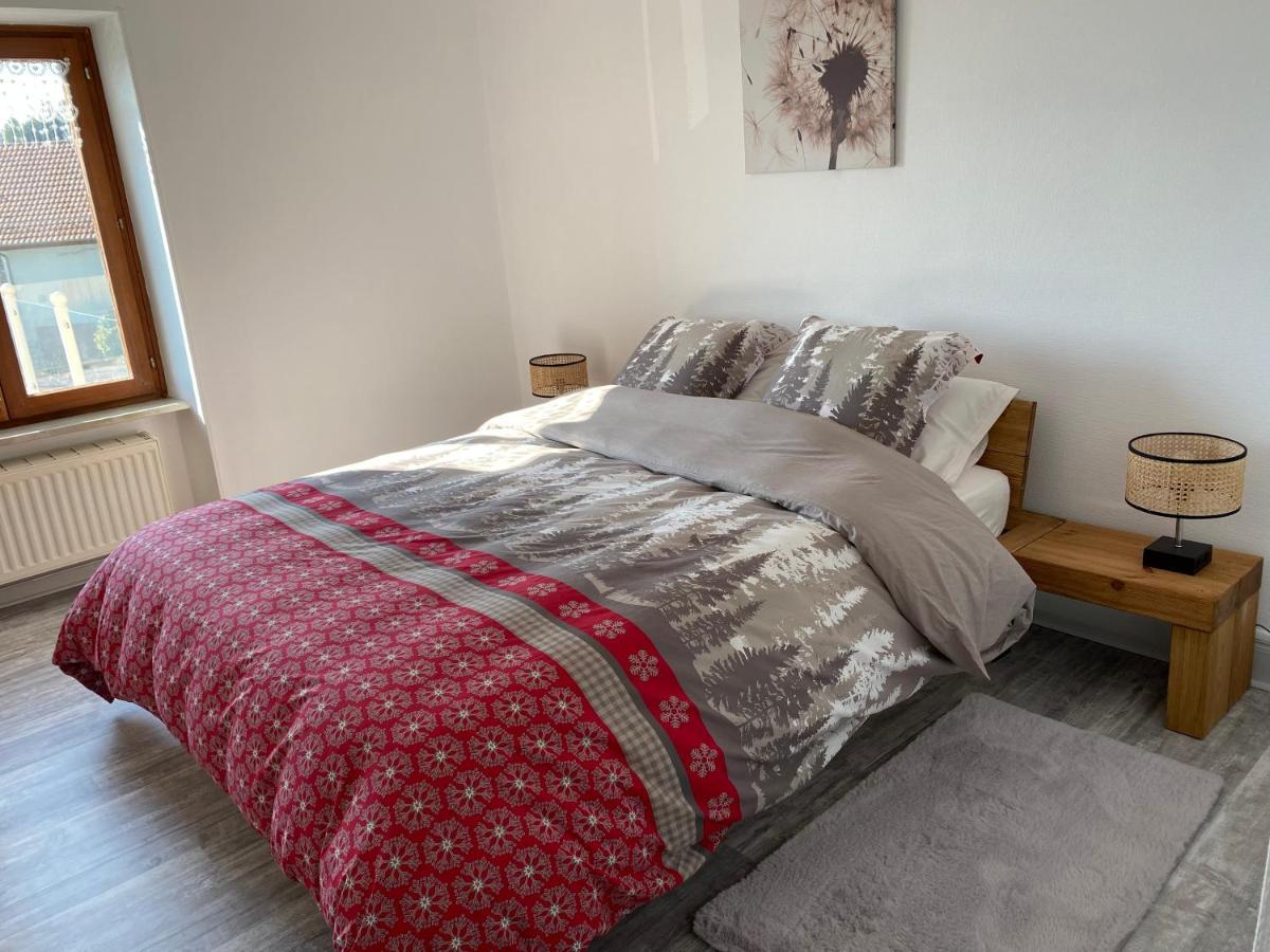 Au Nid Des Pies Appartement Soultzeren Buitenkant foto